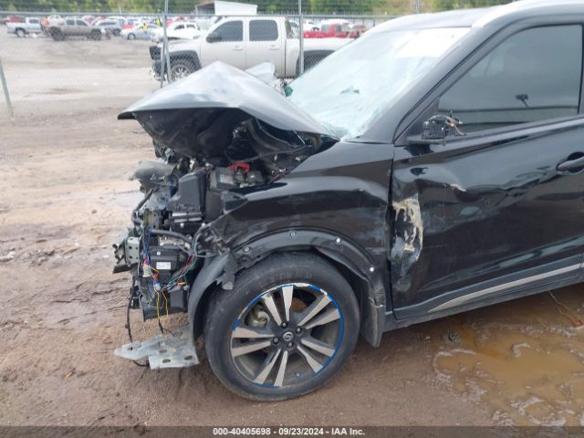 3N1CP5CU1KL526103 Nissan KICKS SR