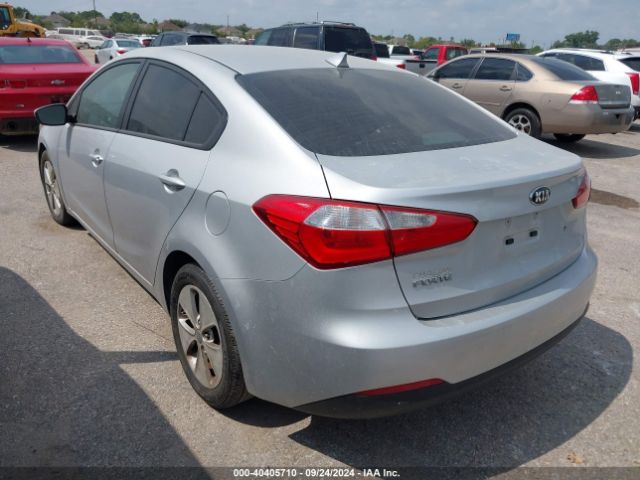 KNAFK4A60F5391559 KIA FORTE LX