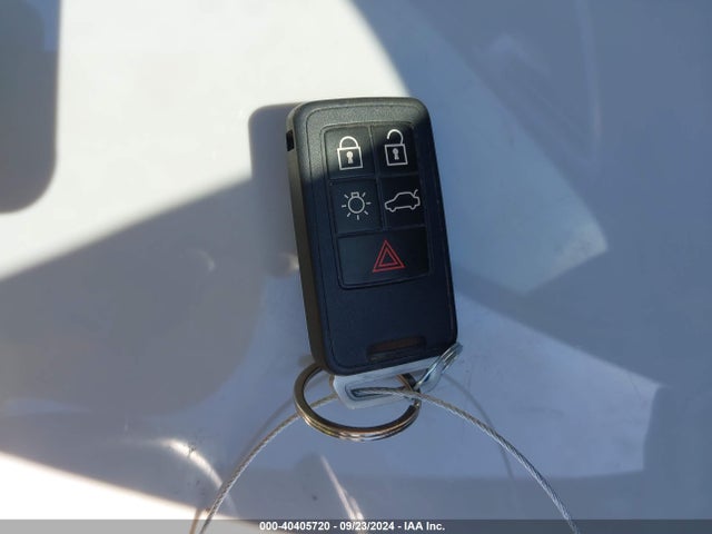 Volvo V60 T5 Platinum 2015 YV140MEM3F1226101 Image 11