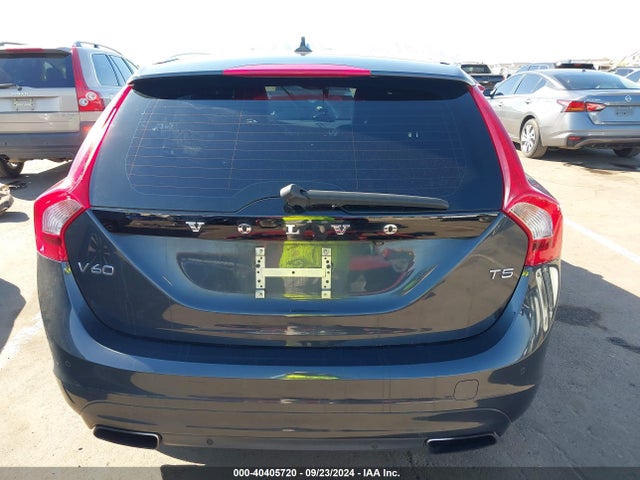 Volvo V60 T5 Platinum 2015 YV140MEM3F1226101 Image 16