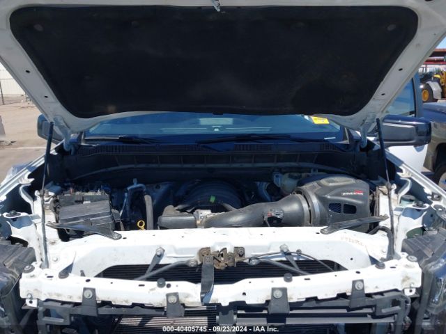 AZ389811 Chevrolet Silverado 1500