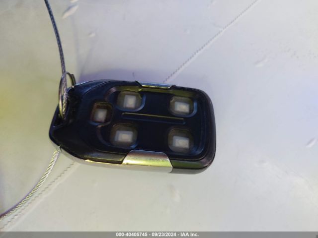 AZ389811 Chevrolet Silverado 1500
