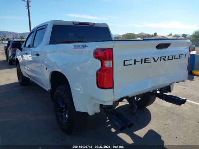 AZ389811 Chevrolet Silverado 1500