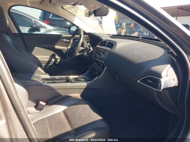 SAJAE4FX3KCP46463 Jaguar Xe 25t Prestige