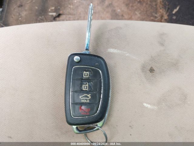 5NPE24AF0HH476662 Hyundai SONATA SE