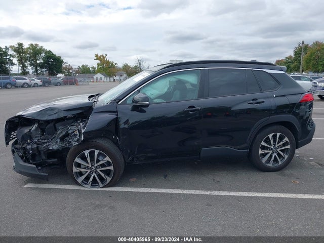 Toyota Corolla Cross Xle 2022 7MUDAABG1NV038362 Image 14