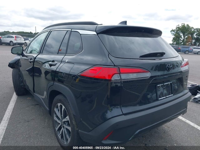 Toyota Corolla Cross Xle 2022 7MUDAABG1NV038362 Image 3