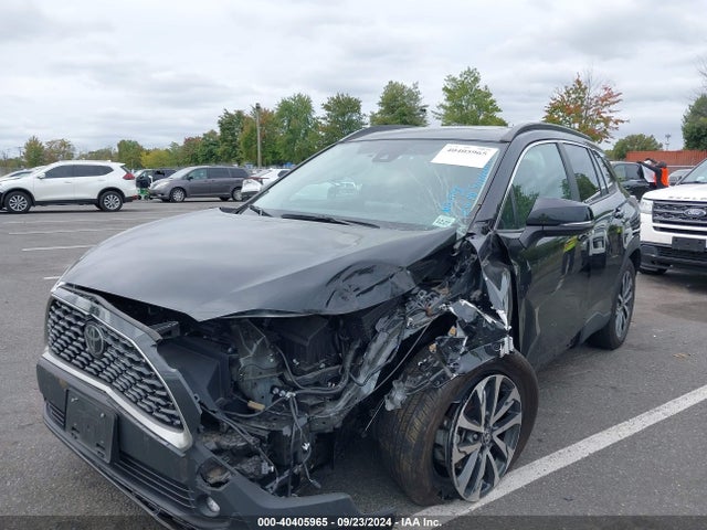 Toyota Corolla Cross Xle 2022 7MUDAABG1NV038362 Image 6