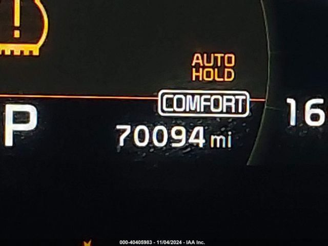5XYPKDA5XKG456644 KIA Sorento 3.3l Sx