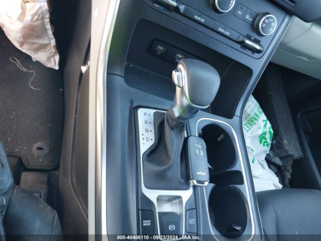 KNDNB4H33P6212033 KIA Carnival Mpv Lx Seat Package