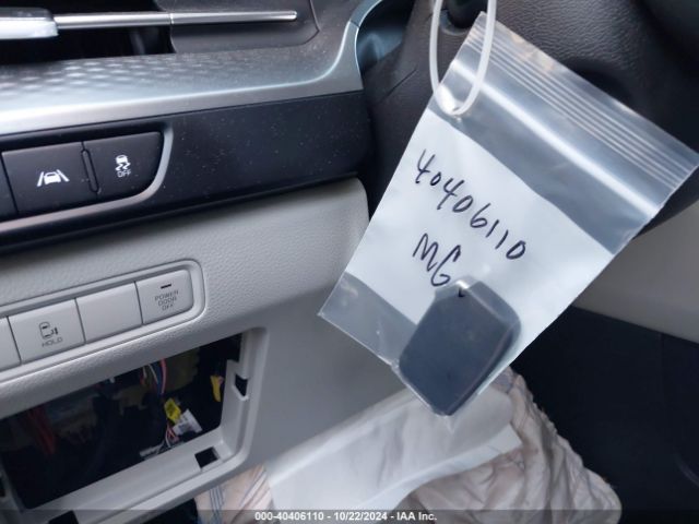 KNDNB4H33P6212033 KIA Carnival Mpv Lx Seat Package