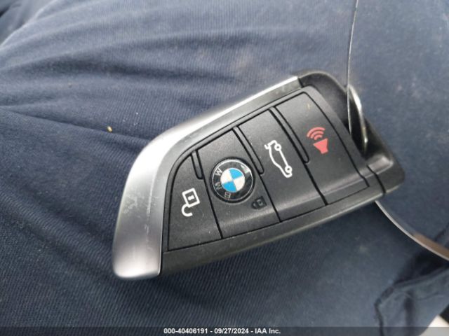 2021 BMW X1 WBXJG7C05M5S94608 Photo 10