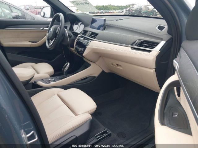2021 BMW X1 WBXJG7C05M5S94608 Photo 4