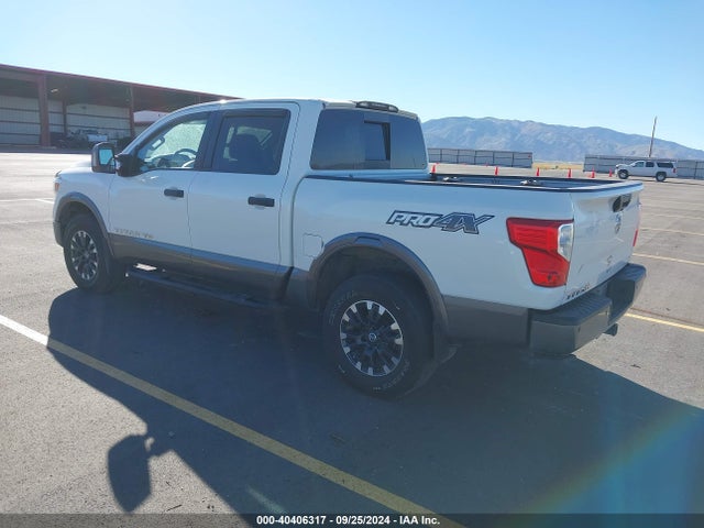 Nissan Titan Pro-4x 2018 1N6AA1E50JN517795 Image 3
