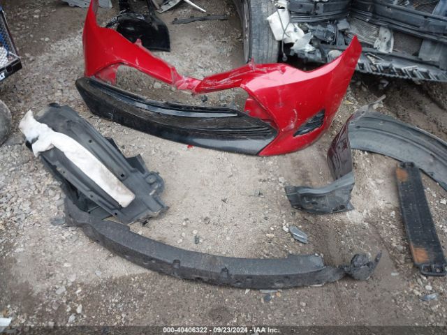 5YFBURHE4HP623267 Toyota COROLLA LE