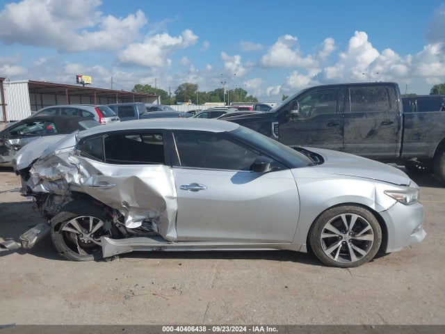 1N4AA6AP5GC415975 Nissan Maxima 3.5 S