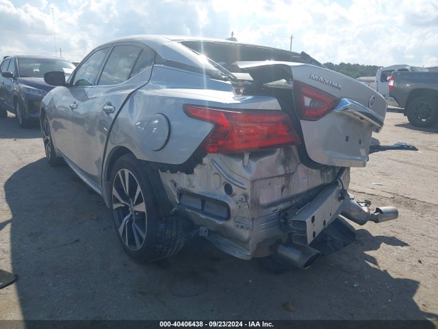 1N4AA6AP5GC415975 Nissan Maxima 3.5 S
