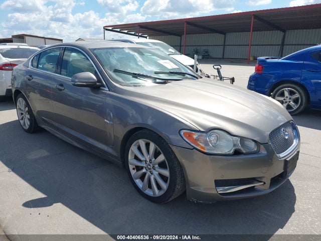 2010 JAGUAR XF SAJWA0GB0ALR75534 Photo 0