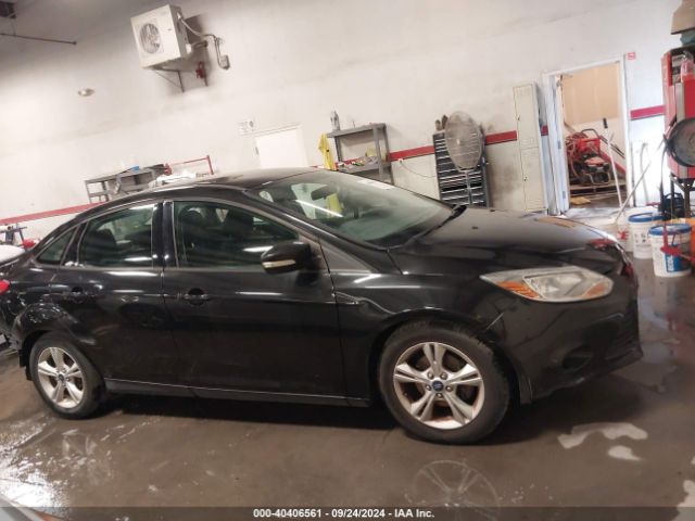 1FADP3F2XEL105115 Ford FOCUS SE