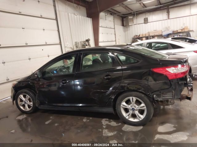 1FADP3F2XEL105115 Ford FOCUS SE