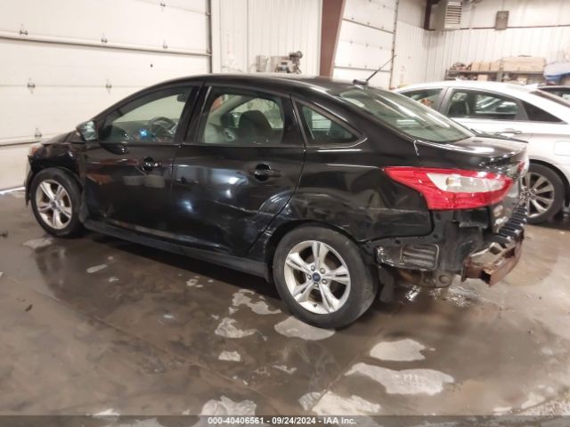 1FADP3F2XEL105115 Ford FOCUS SE