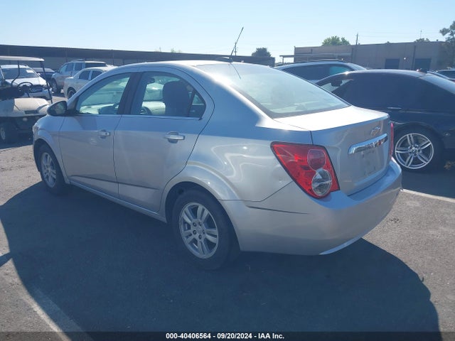 Chevrolet Sonic Lt Auto 2016 1G1JC5SGXG4150051 Image 3