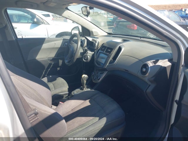 Chevrolet Sonic Lt Auto 2016 1G1JC5SGXG4150051 Image 5