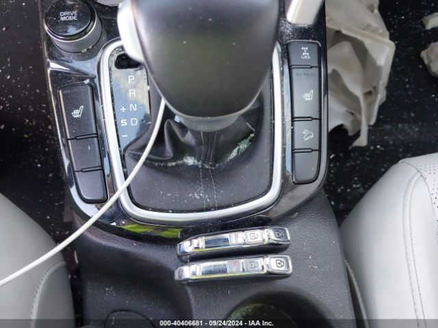 KNDERCAA5M7223250 KIA SELTOS EX