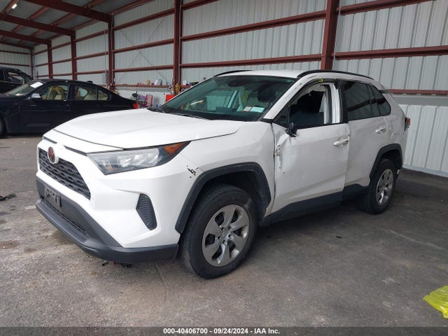 Toyota RAV4 LE 2020 2T3F1RFV8LC071866 Image 2