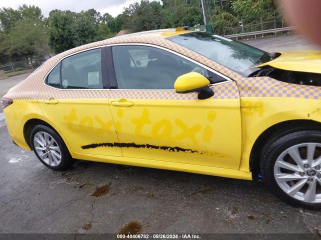 Toyota CAMRY LE 2023 4T1C11AK2PU158600 Image 13