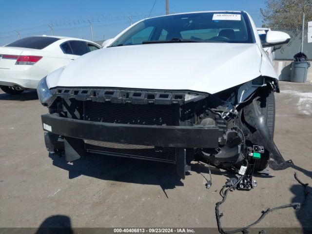 5NPD84LF8JH392165 Hyundai Elantra Value Edition