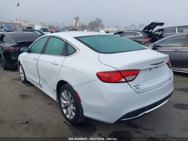 Chrysler 200 Limited 2015 1C3CCCAB4FN503584 Image 3
