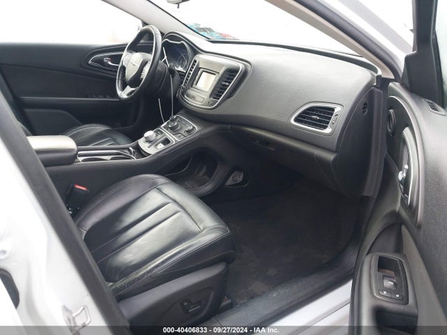 Chrysler 200 Limited 2015 1C3CCCAB4FN503584 Image 5