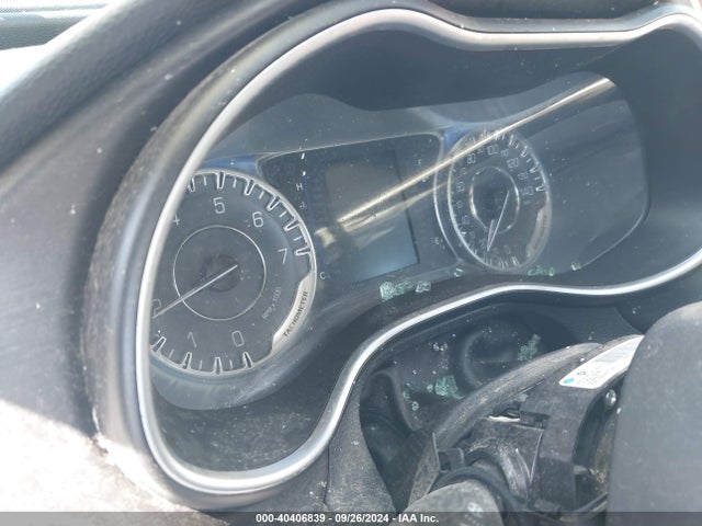 Chrysler 200 2015 1C3CCCAB1FN566920 Image 14