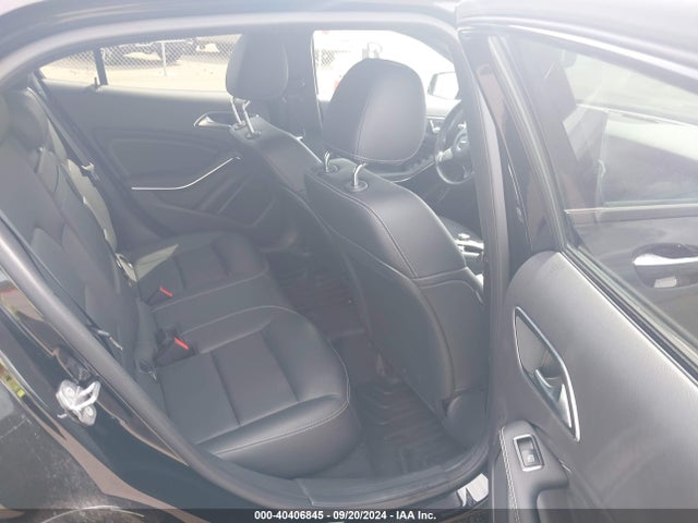 Mercedes-Benz GLA 250 2019 WDCTG4EB4KU019702 Image 8