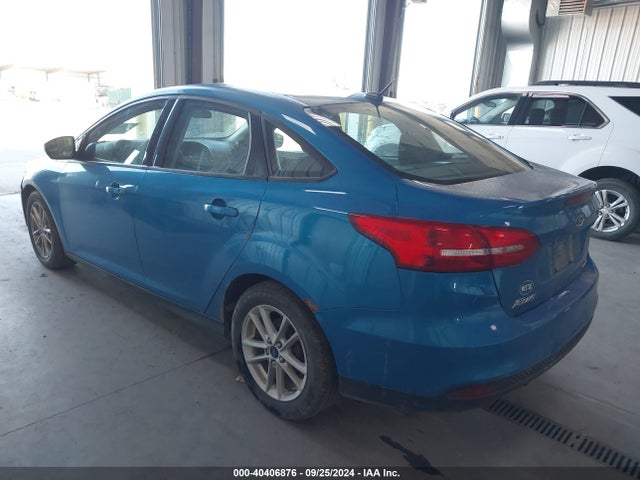 Ford FOCUS SE 2015 1FADP3F20FL220758 Image 3