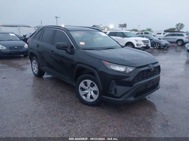 Toyota RAV4 LE 2019 JTMH1RFV5KD501078 Image 1