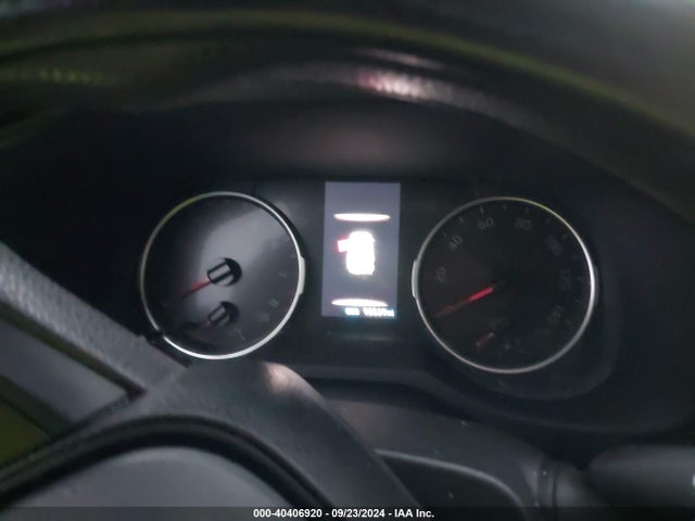 Toyota RAV4 LE 2019 JTMH1RFV5KD501078 Image 7