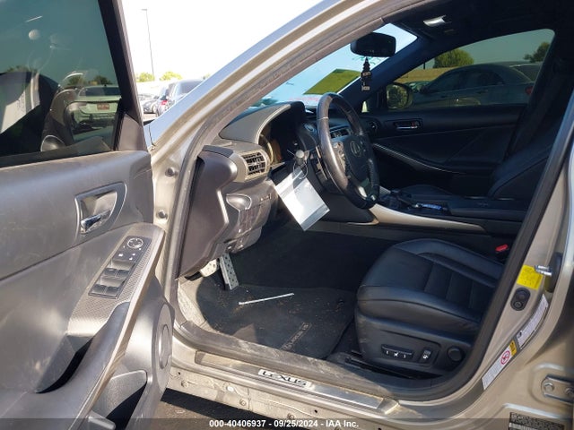 JTHBA1D22G5018292 Lexus IS 200T
