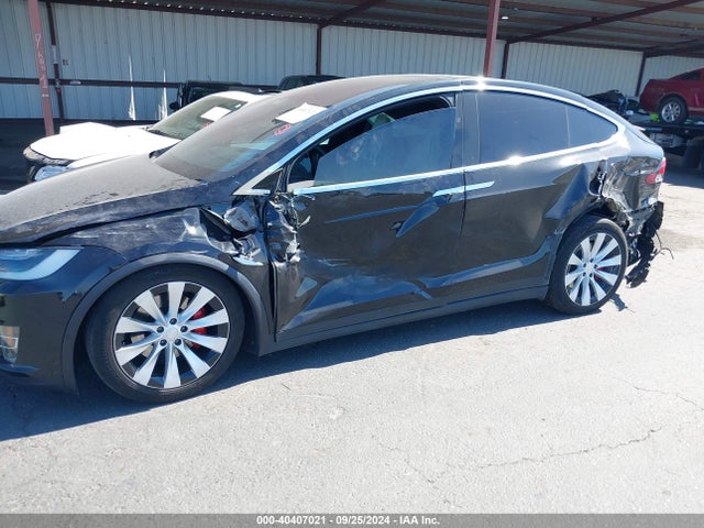 2017 TESLA MODEL X 5YJXCBE25HF048179 Photo 5