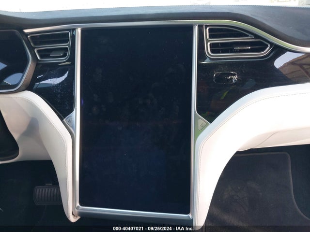 2017 TESLA MODEL X 5YJXCBE25HF048179 Photo 6