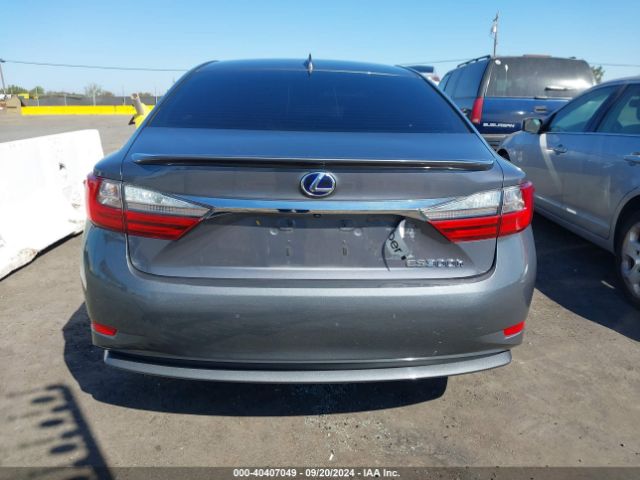 JTHBW1GG8G2118780 Lexus ES 300H