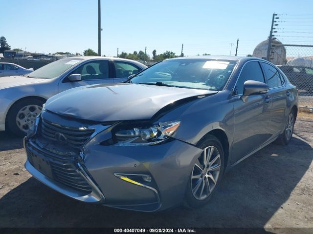 JTHBW1GG8G2118780 Lexus ES 300H