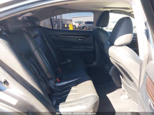 JTHBW1GG8G2118780 Lexus ES 300H