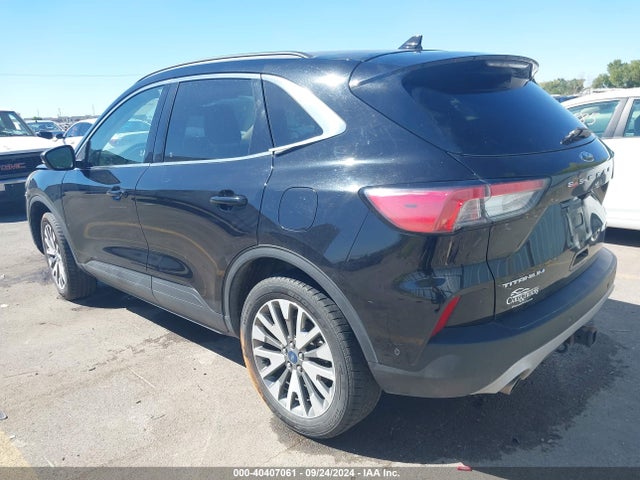 1FMCU9J90LUA80976 Ford Escape Titanium