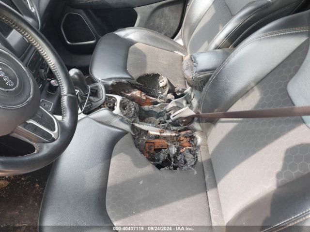 3C4NJCBB3MT508264 Jeep Compass Latitude Fwd