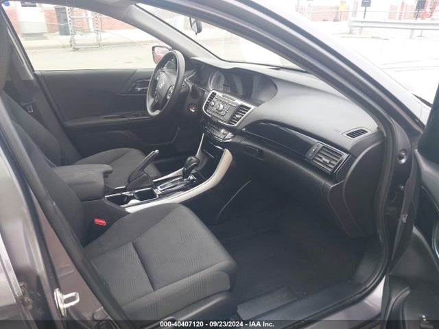 Honda ACCORD LX 2017 1HGCR2F3XHA264852 Image 5