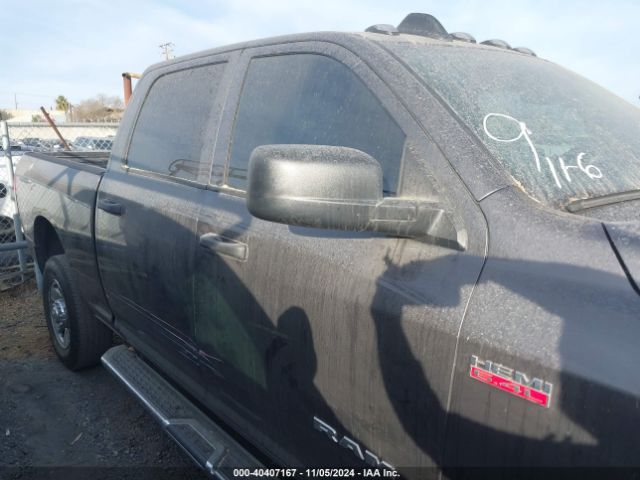 3C6UR5CJXNG185323 RAM 2500 Tradesman  4x4 6'4 Box