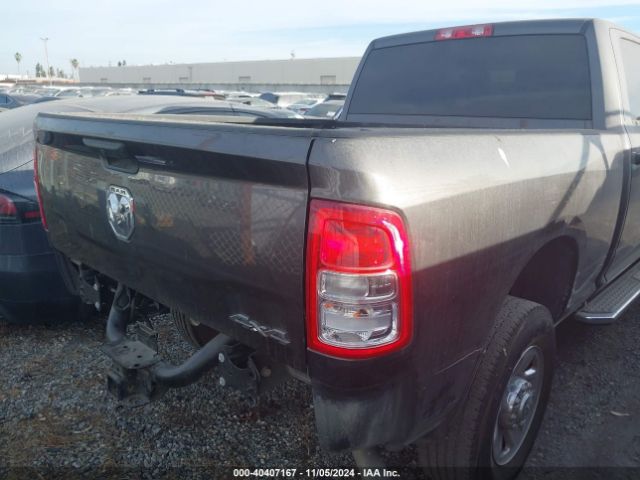 3C6UR5CJXNG185323 RAM 2500 Tradesman  4x4 6'4 Box