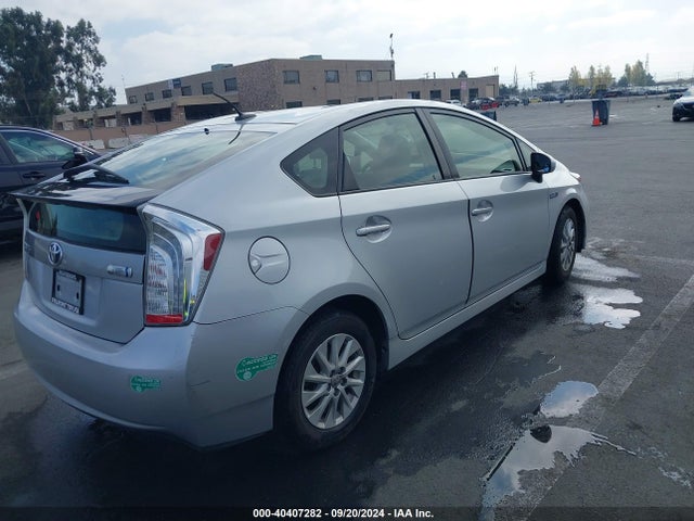 JTDKN3DP6F3070645 Toyota PRIUS PLUG-IN